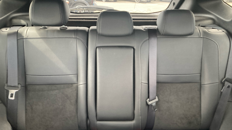 Nissan Qashqai 1.3 DiG-T N-Tec 5dr Petrol Hatchback